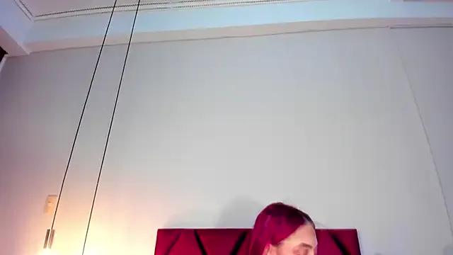 JupiteFox from StripChat