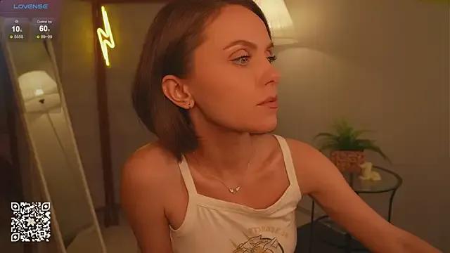 lil_fleur on StripChat 