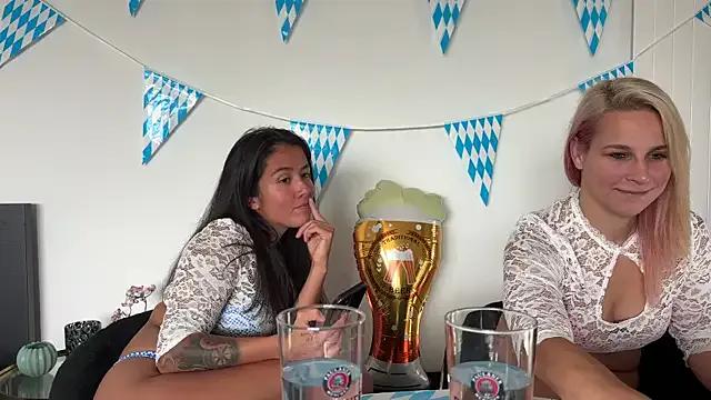 Freechat Maria-and-Charly on StripChat