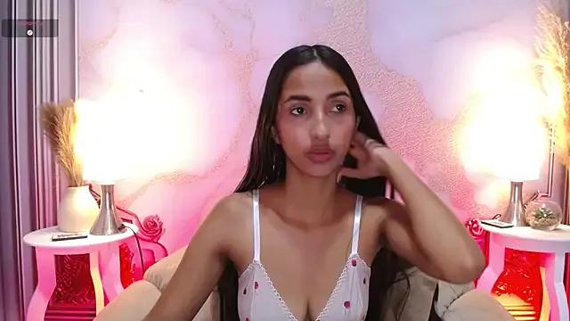 Freechat MilkyLally on StripChat