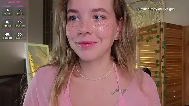 milly_shy on StripChat 