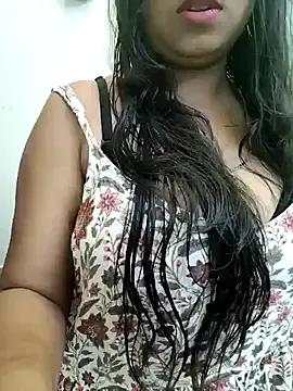 Miss-oly on StripChat 