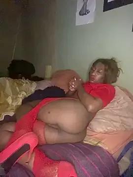 Moorella1 on StripChat 