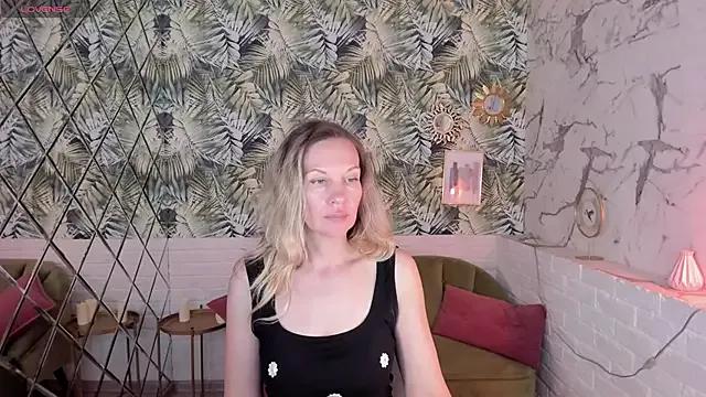NancyGrace on StripChat 