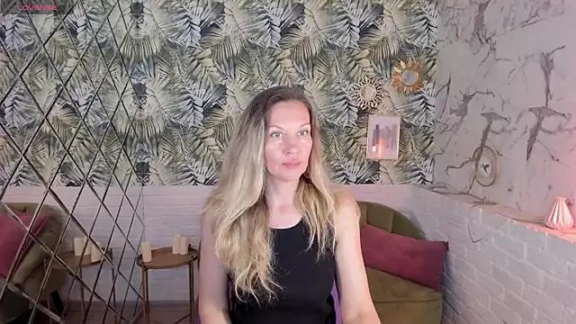 NancyGrace on StripChat 
