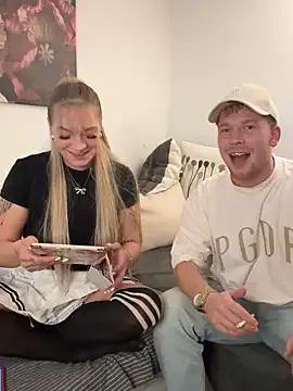 NickyGold_Official from StripChat