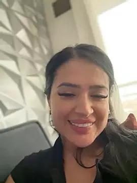 Sara_fun on StripChat 