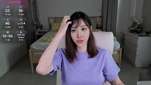 sophieworld from StripChat