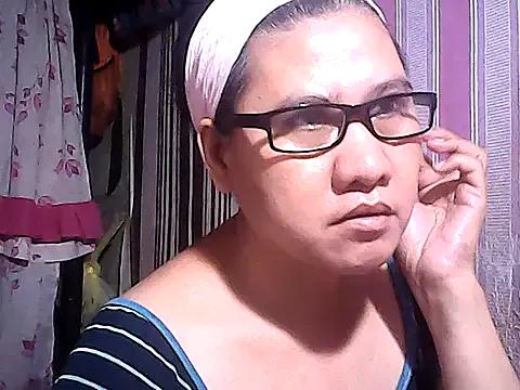 Freechat sweetsosie18 on StripChat