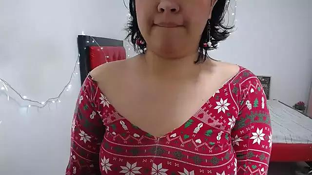 Sweettei on StripChat 