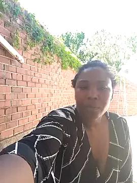 Freechat Thickchocolatex2 on StripChat