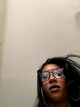 TIFFANYYSTAR on StripChat 