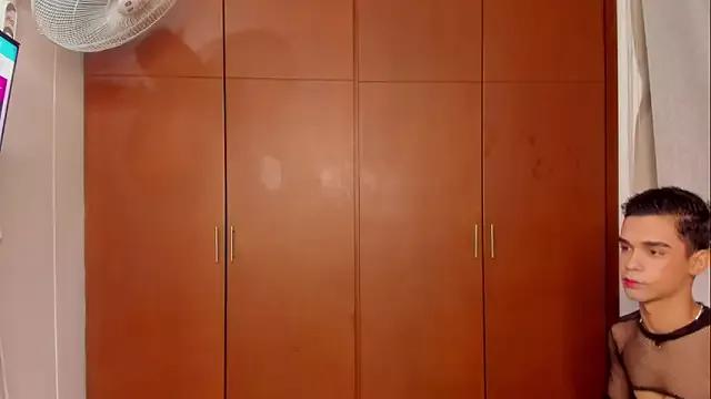 Freechat Violet_Dream2 on StripChat