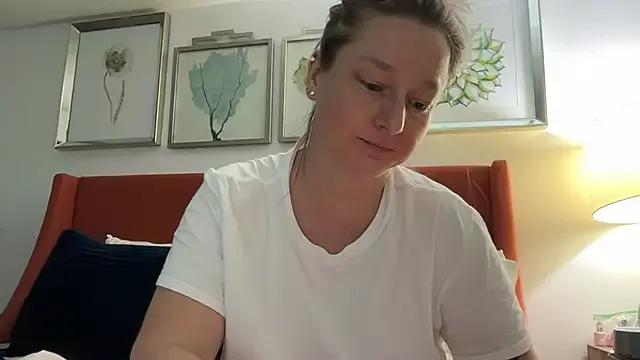 Vivian_MayXxX on StripChat 