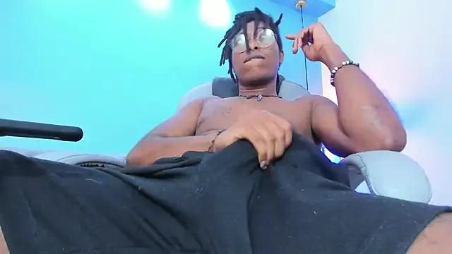 xxxhotbbc on StripChat 